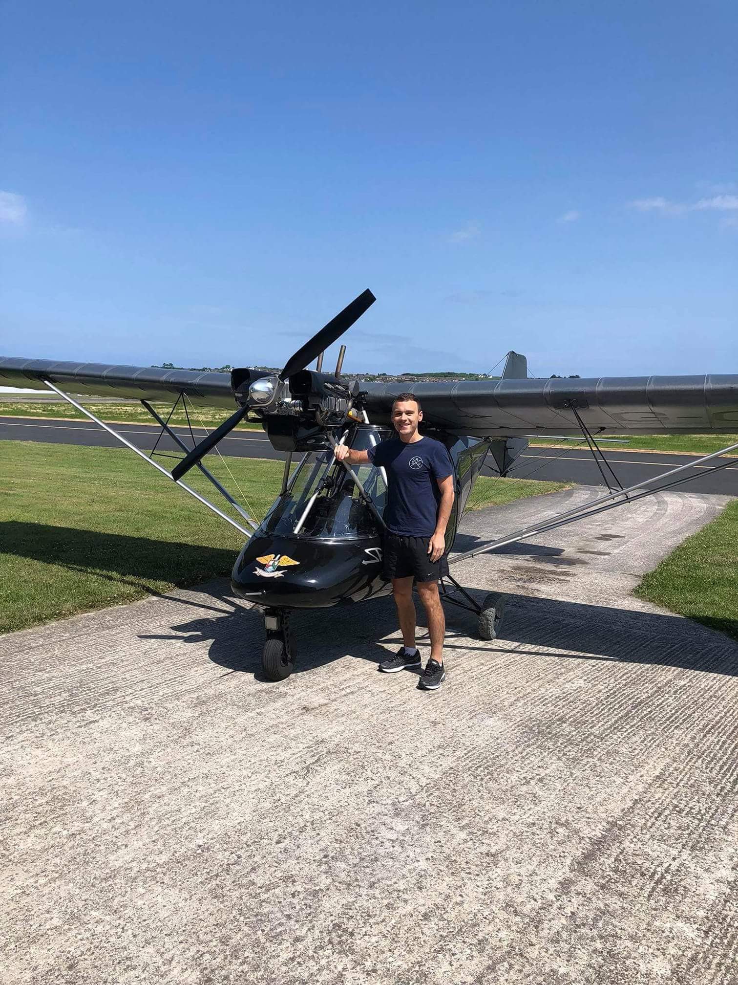 Cool FM's Radio Presenter Paulo Ross fly's the Thruster